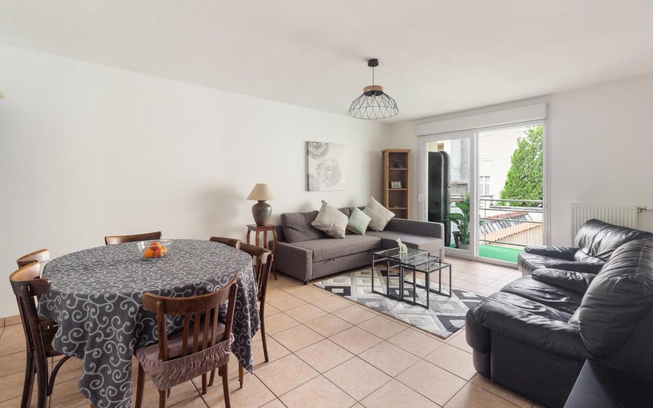 Nice Apartment With Parking Balcon Casa Lyon วีเลอร์บาน ภายนอก รูปภาพ