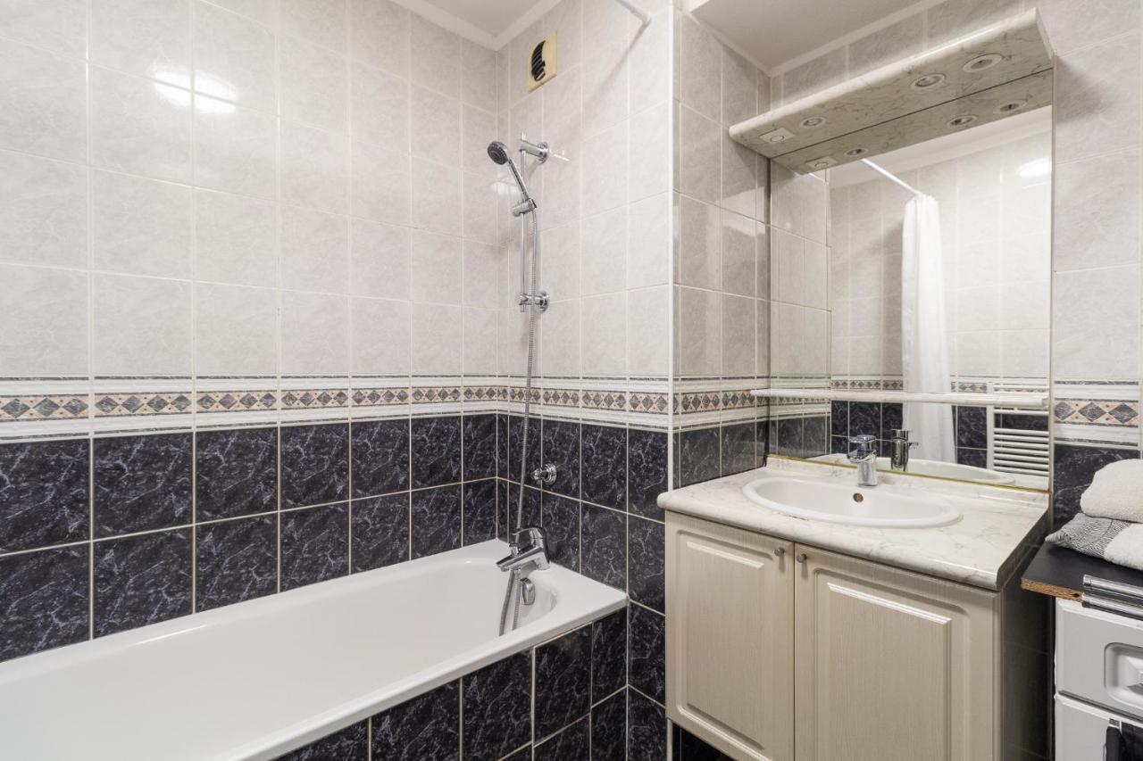 Nice Apartment With Parking Balcon Casa Lyon วีเลอร์บาน ภายนอก รูปภาพ